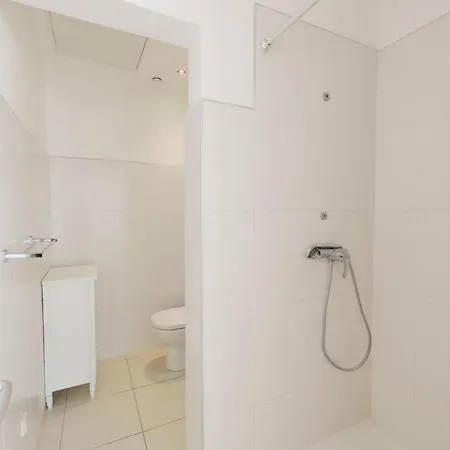 Joli De Plain Pied Avec Terrasse Individuelle Apartmán