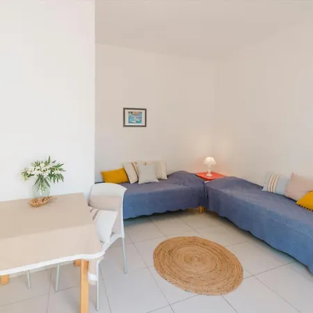 Joli De Plain Pied Avec Terrasse Individuelle Ghisonaccia